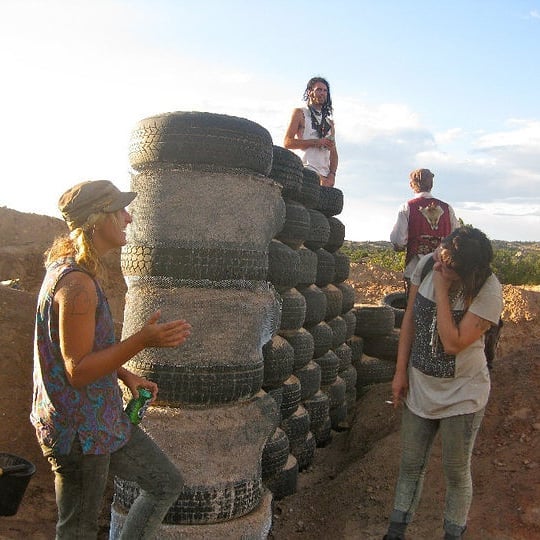 House complete, building studio